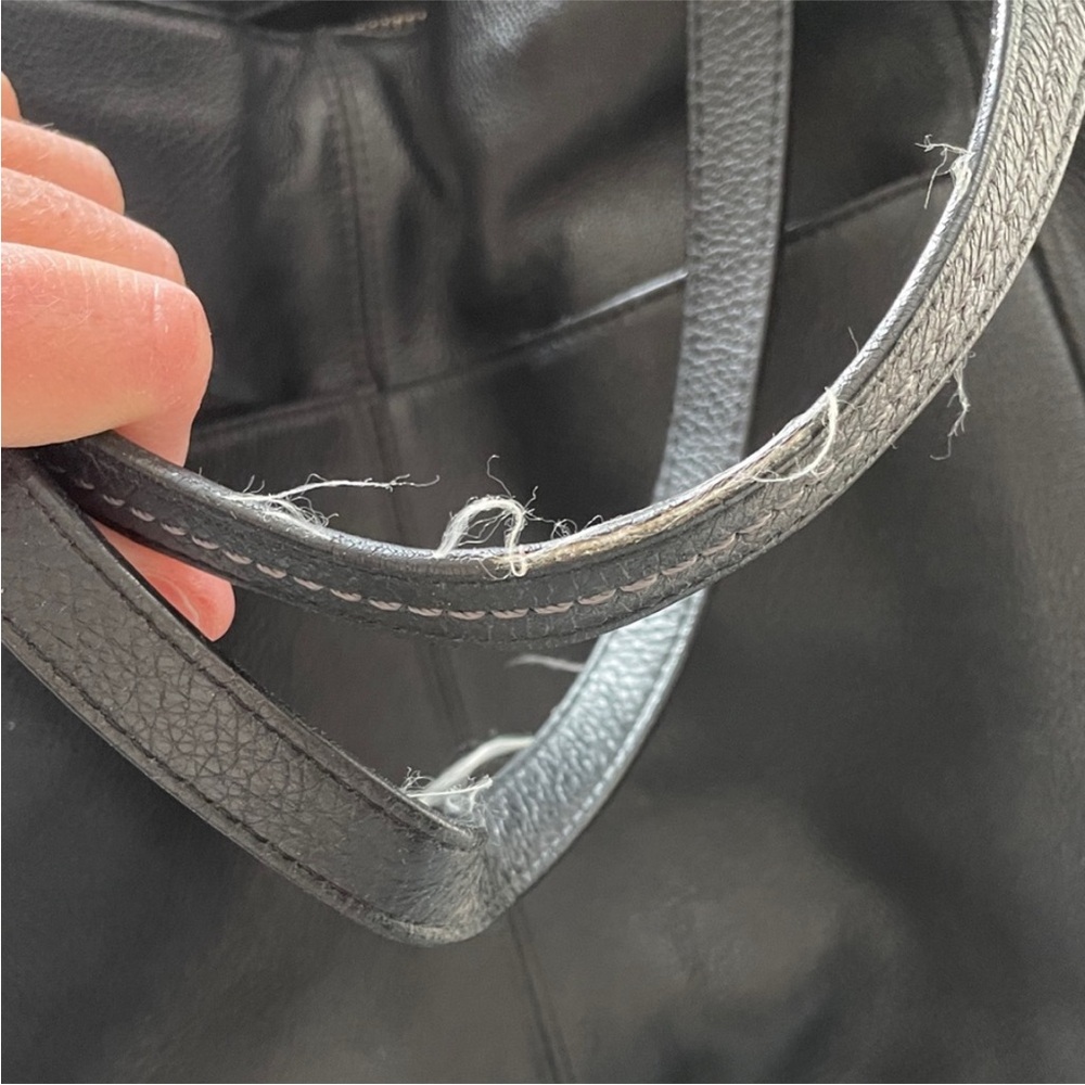 Coach Black Leather Woman’s Tote Bag - Picture 7 of 7